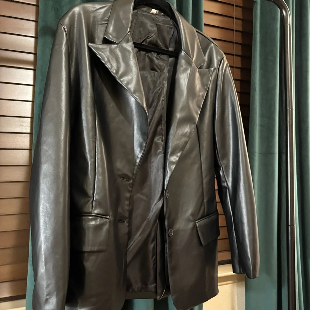 SHEIN Black Faux Leather Jacket Timeless Style - Picture 2 of 6